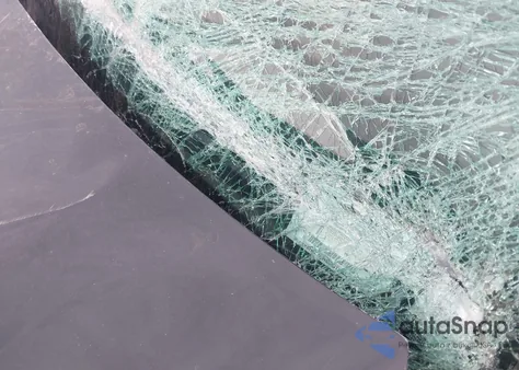 2021 Mercedes-Benz C 300 4Matic z USA, uszkodzony, nr VIN W1KWF8EB2MR618705